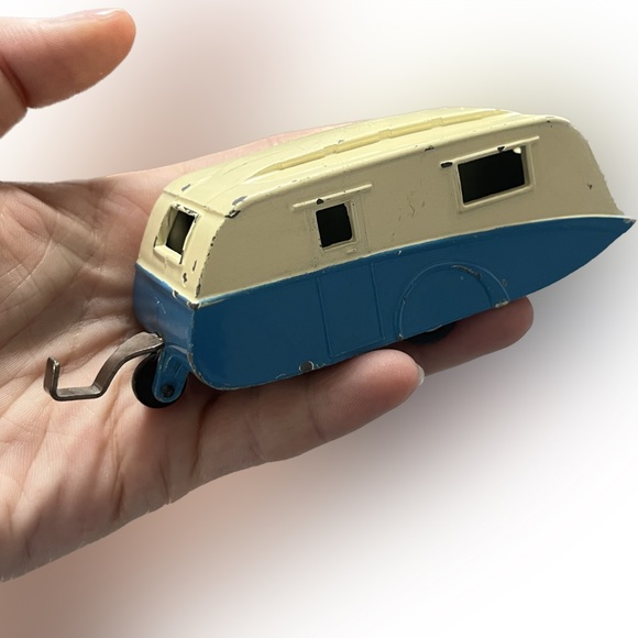 Dinky Toys 190 Caravan Trailer. - Picture 3 of 7